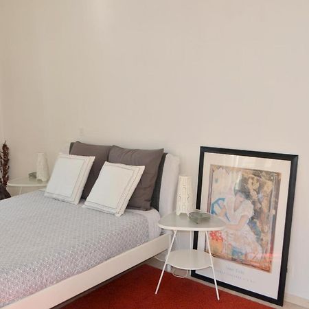 Bel Appartement Villeneuve Les Avignon Exterior photo