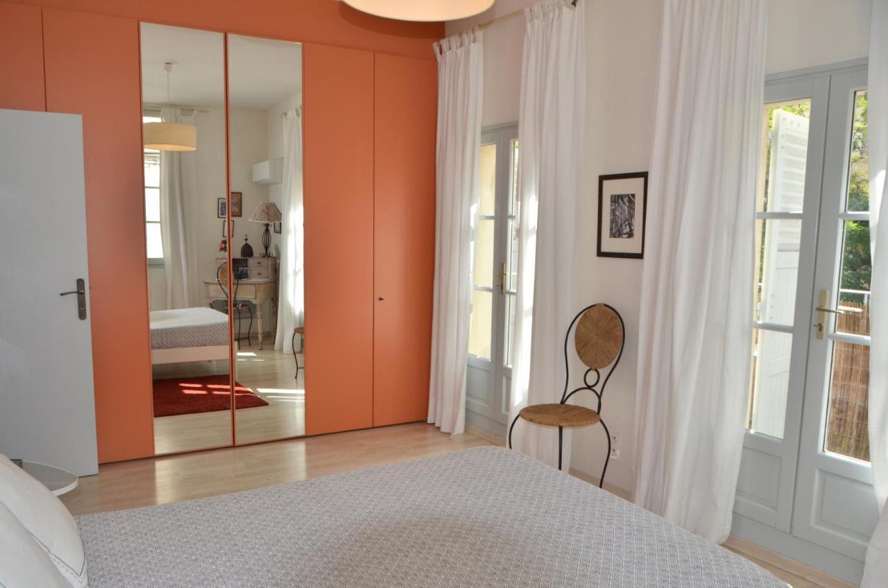 Bel Appartement Villeneuve Les Avignon Exterior photo
