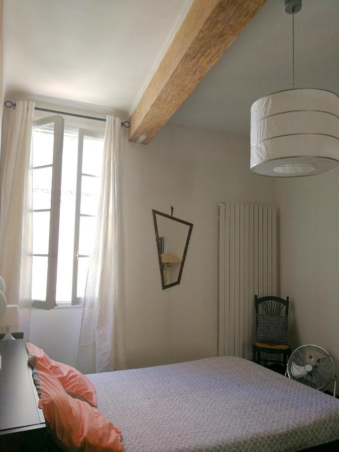 Bel Appartement Villeneuve Les Avignon Exterior photo